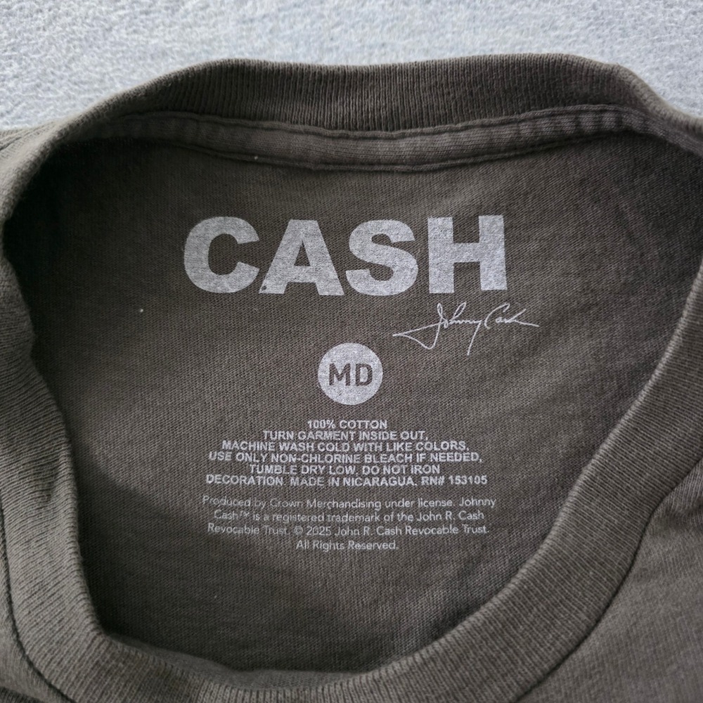 Johnny Cash Mens Nashville Tennessee Eagle Man In Black Graphic T-Shirt MD Black - Picture 3 of 8